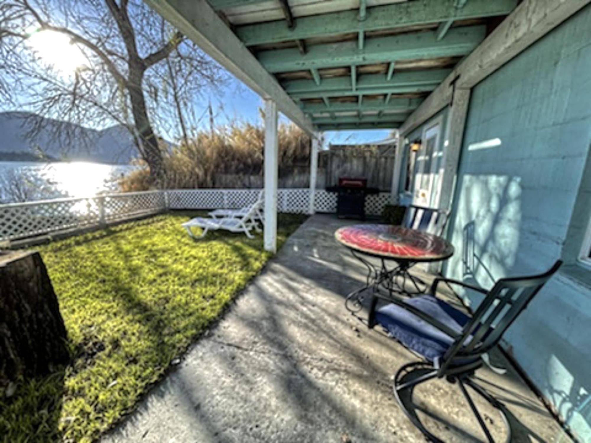 Omeo Clearlake Oaks Glenhaven Exterior photo